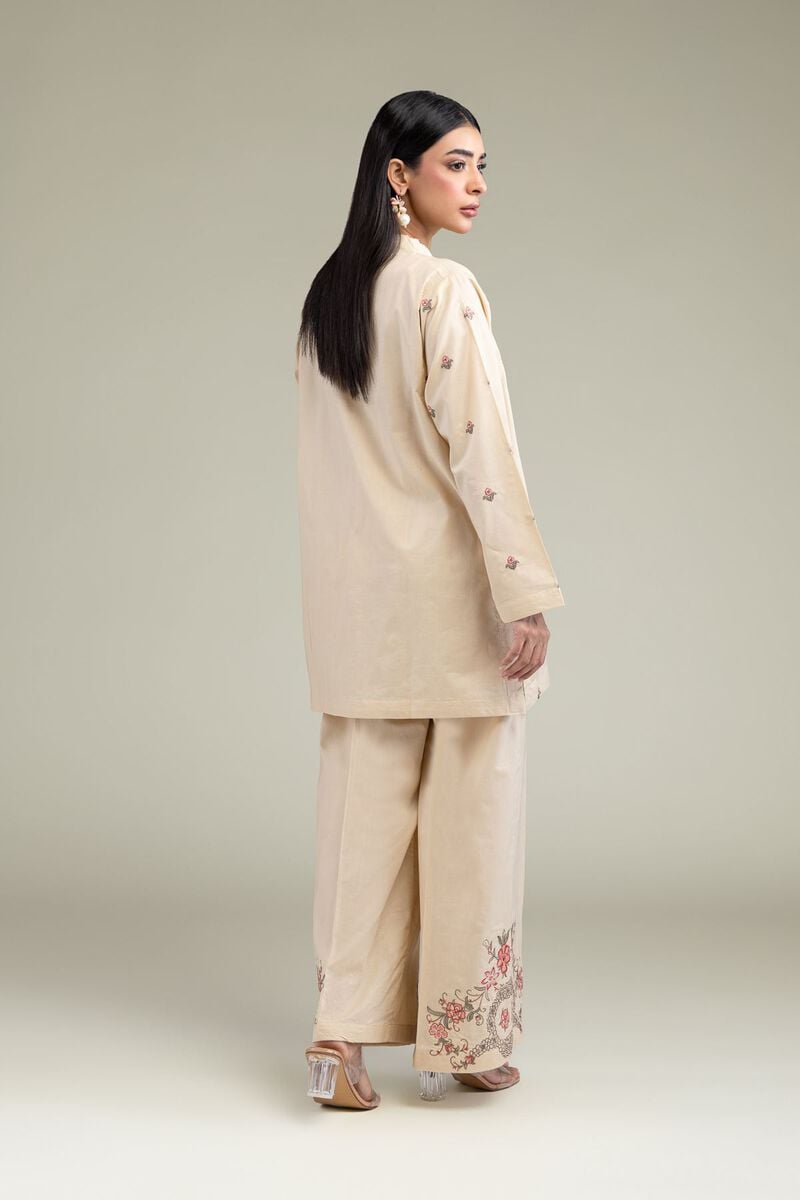 Embroidered | Cambric | Floral V-Neck Kurta | USD 35.00