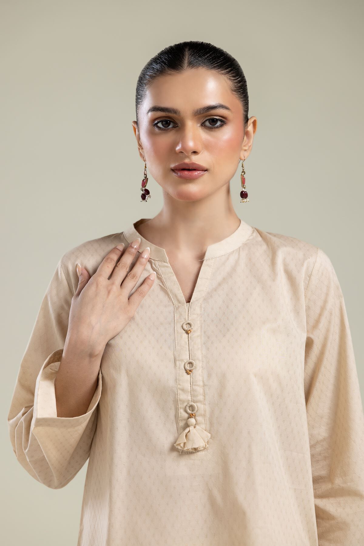 Buy Beige Cotton Kurta | 9.00 USD | 1-26-134-A-H-VG_MULTI | Khaadi