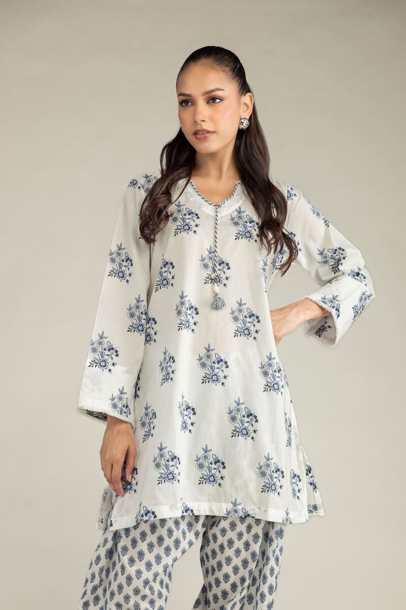 https://us.khaadi.com/dw/image/v2/BJTG_PRD/on/demandware.static/-/Sites-khaadi-master-catalog/default/dw6e3f57b7/images/hi-res/1-26-250-a-a1_multi_1.jpg?sw=800&sh=1200