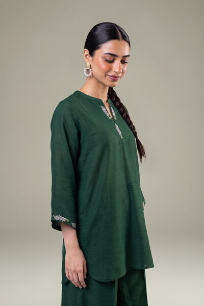 Embroidered | Light Khaddar | Embroidered Khaddar Kurta | USD 35.00