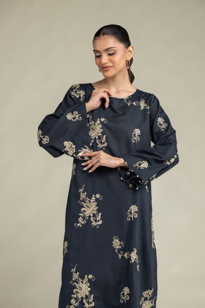 Embroidered | Cambric | Cambric Longline Kurta | USD 45.00