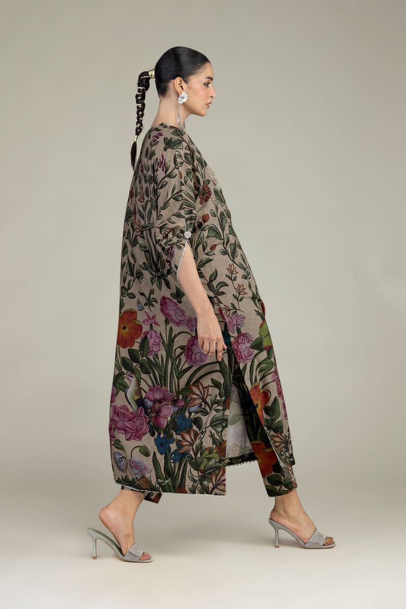 https://us.khaadi.com/dw/image/v2/BJTG_PRD/on/demandware.static/-/Sites-khaadi-master-catalog/default/dw70eefbad/images/hi-res/2-26-203-b-j1_multi_1.jpg?sw=800&sh=1200