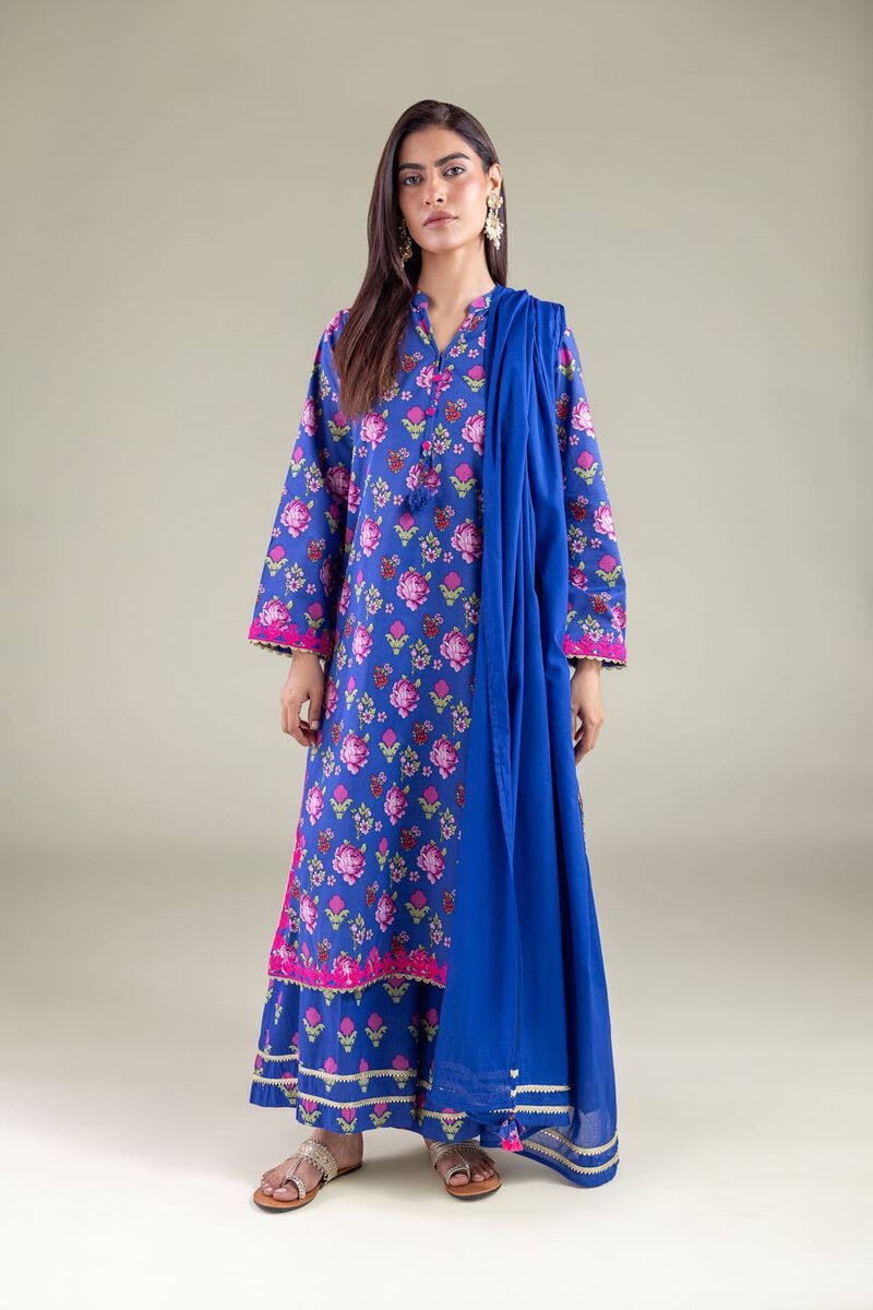 https://us.khaadi.com/dw/image/v2/BJTG_PRD/on/demandware.static/-/Sites-khaadi-master-catalog/default/dw715cdea2/images/hi-res/1-26-122-b-e_multi_1.jpg?sw=800&sh=1200