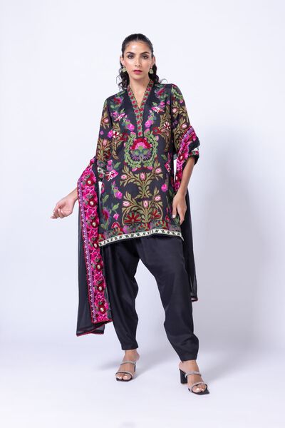  | Kurta | Embroidered | USD 100.00