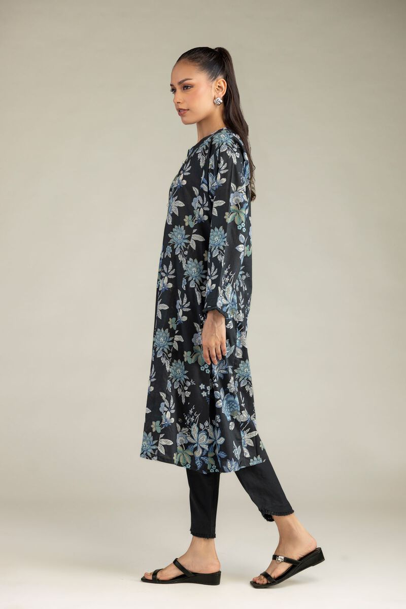 https://us.khaadi.com/dw/image/v2/BJTG_PRD/on/demandware.static/-/Sites-khaadi-master-catalog/default/dw7397f8d8/images/hi-res/1-26-250-b-j1_multi_1.jpg?sw=800&sh=1200