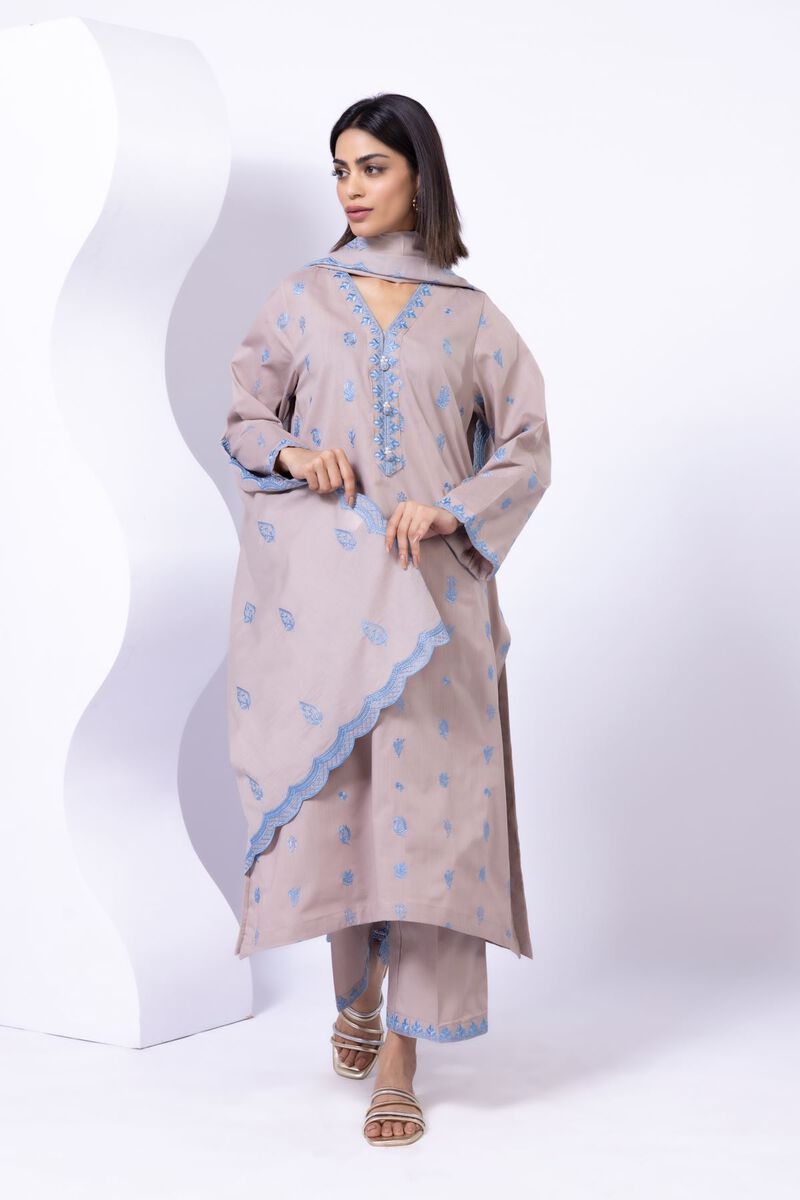 https://us.khaadi.com/dw/image/v2/BJTG_PRD/on/demandware.static/-/Sites-khaadi-master-catalog/default/dw743e37cb/images/hi-res/25-01e13-06bb_multi_1.jpg?sw=800&sh=1200