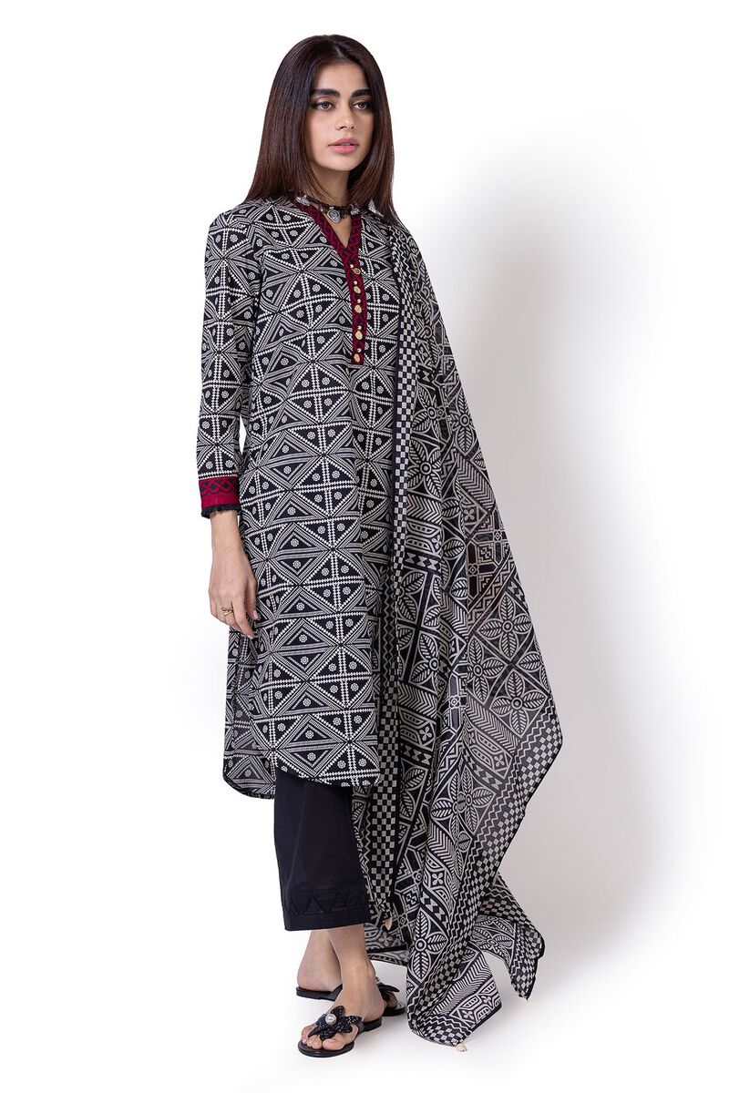 https://us.khaadi.com/dw/image/v2/BJTG_PRD/on/demandware.static/-/Sites-khaadi-master-catalog/default/dw74f72cd3/images/hi-res/eeb245182a_black_1.jpg?sw=800&sh=1200