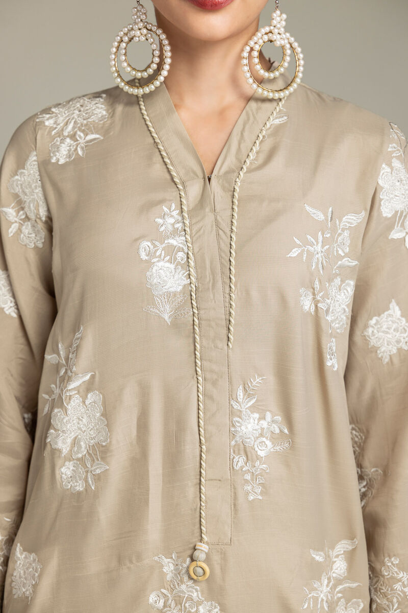 Embroidered | Raw Silk | Embroidered Silk Kurta | USD 70.00