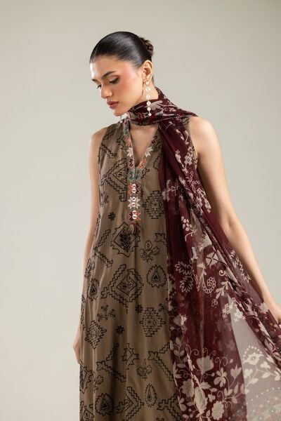 Embroidered | Chiffon | Maroon Floral Dupatta | USD 30.00