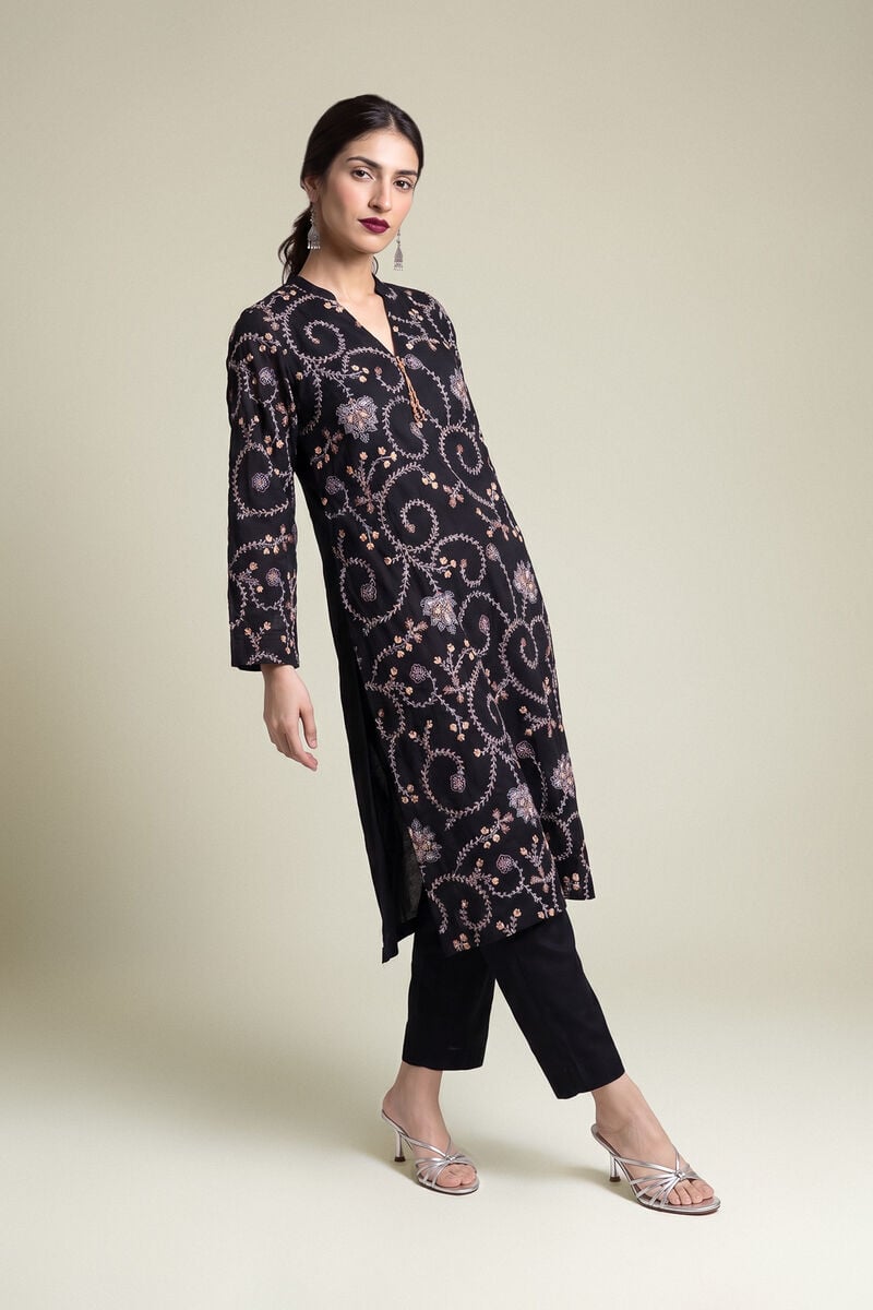Embroidered | Raw Silk | Floral Black Kurta | USD 60.00
