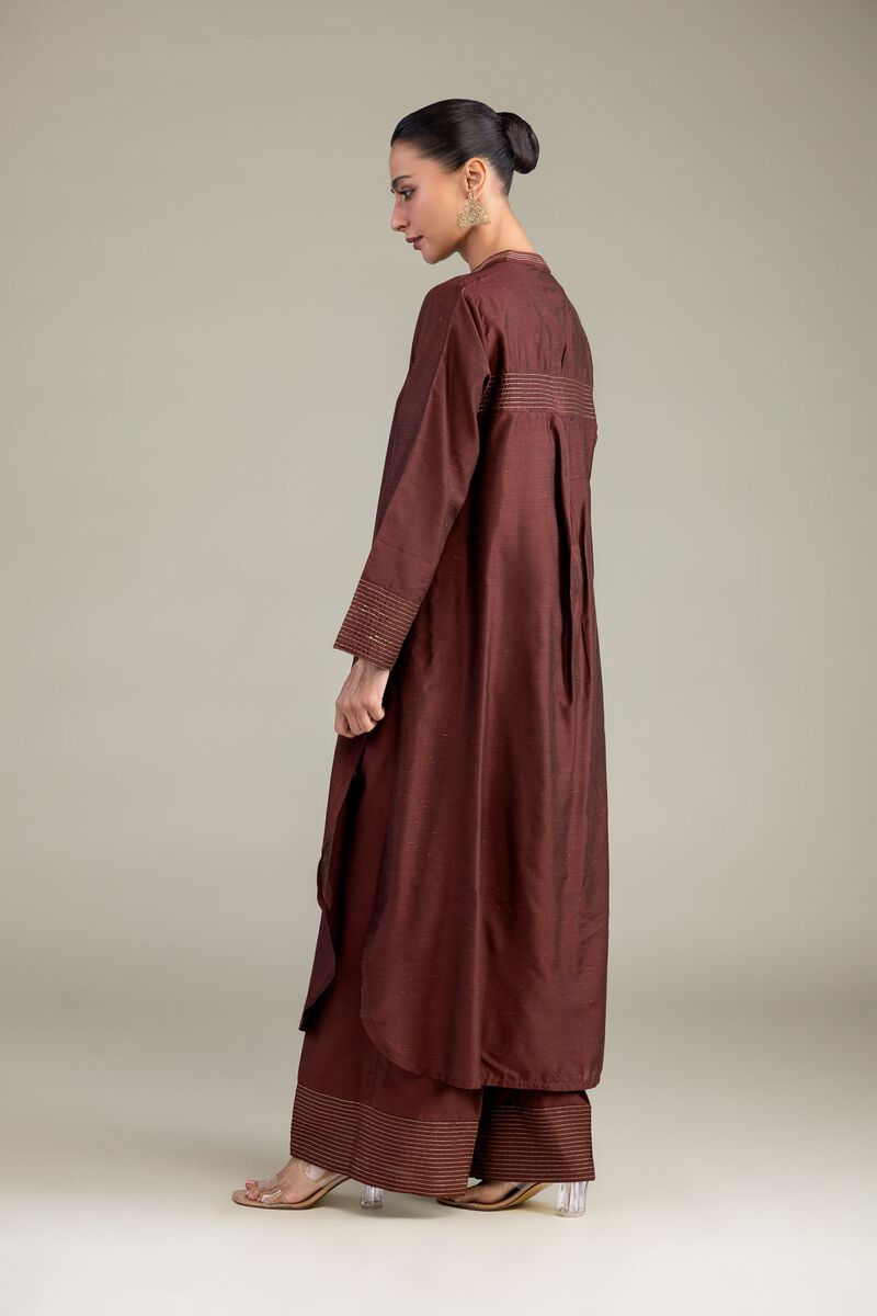 https://us.khaadi.com/dw/image/v2/BJTG_PRD/on/demandware.static/-/Sites-khaadi-master-catalog/default/dw78f70006/images/hi-res/8-26-303-b-d1_multi_1.jpg?sw=800&sh=1200