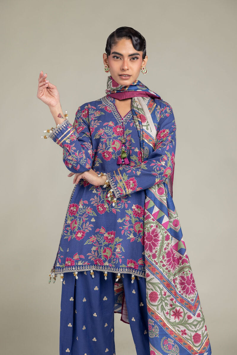 https://us.khaadi.com/dw/image/v2/BJTG_PRD/on/demandware.static/-/Sites-khaadi-master-catalog/default/dw790d9594/images/hi-res/2-26-305-a-j1_multi_1.jpg?sw=800&sh=1200