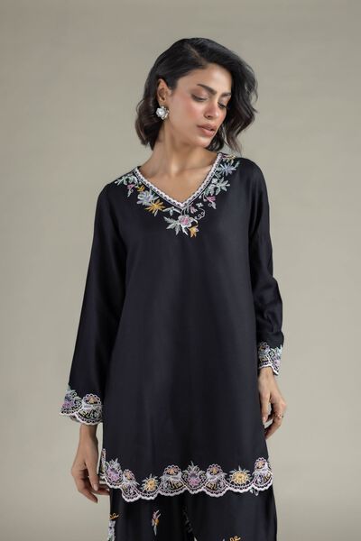 Embroidered | Heavy Blended Viscose | Floral V-Neck Kurta | USD 40.00