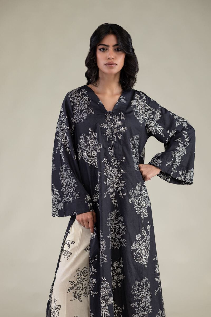 Embroidered | Cambric | Floral V-Neck Kurta | USD 35.00