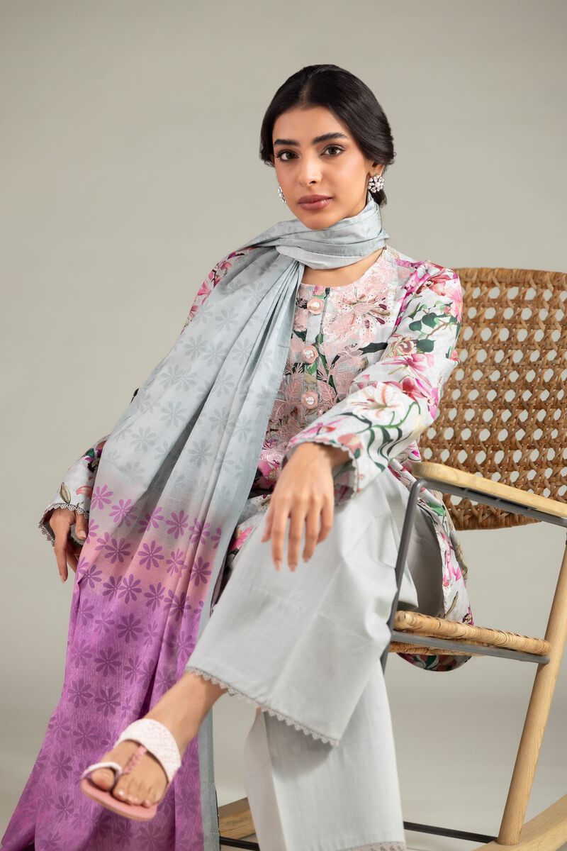 https://us.khaadi.com/dw/image/v2/BJTG_PRD/on/demandware.static/-/Sites-khaadi-master-catalog/default/dw79da4fde/images/hi-res/1-26-130-c-d_multi_1.jpg?sw=800&sh=1200