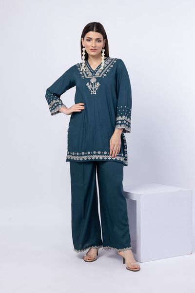 Embroidered | Crosshatch Raw Silk | Kurta | USD 50.00