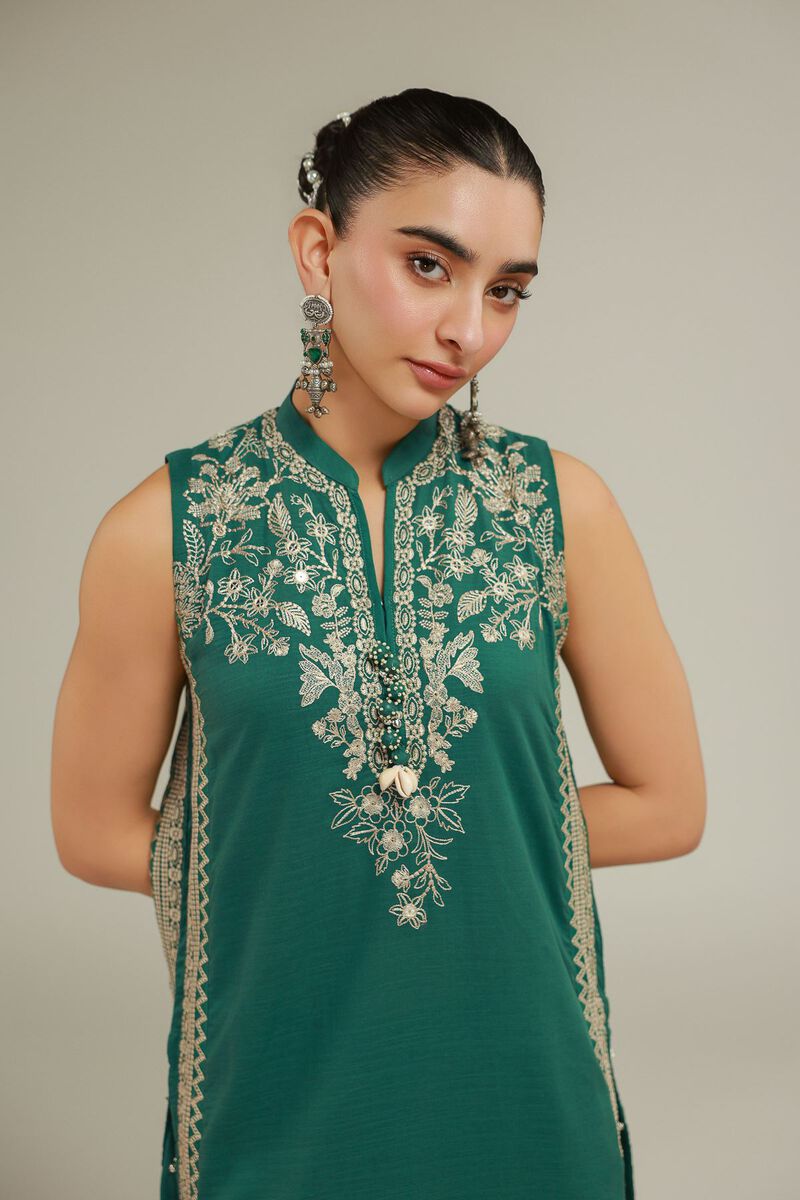 Embroidered | Raw Silk | Kurta | USD 60.00
