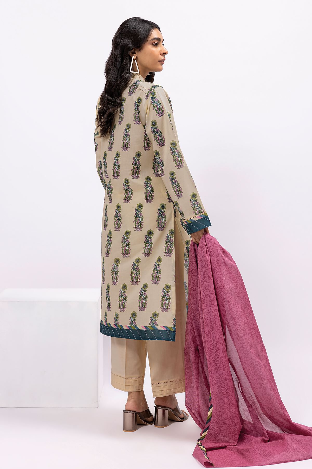 Buy Fabrics 3 Piece Suit 7.20 USD 1001767497 Khaadi United