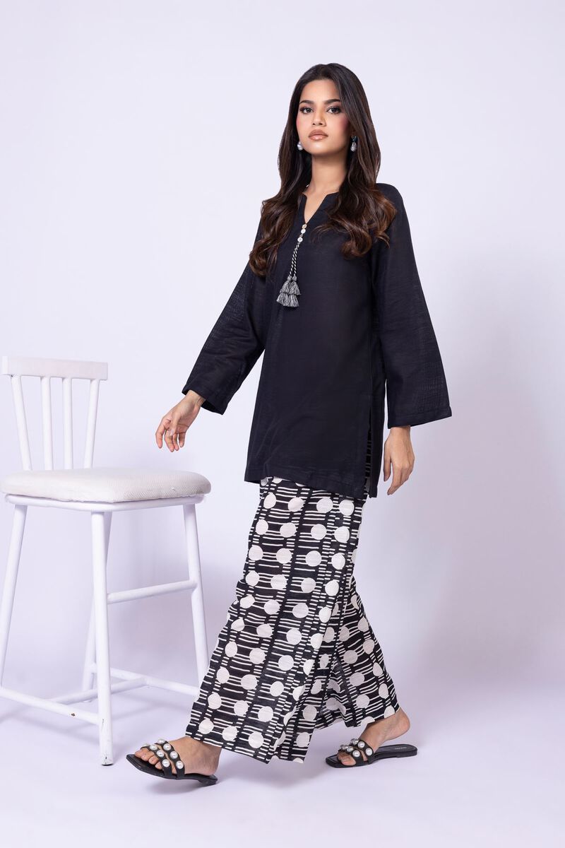 https://us.khaadi.com/dw/image/v2/BJTG_PRD/on/demandware.static/-/Sites-khaadi-master-catalog/default/dw7ddbd6dc/images/hi-res/25-09-11e10-05bb_multi_1.jpg?sw=800&sh=1200