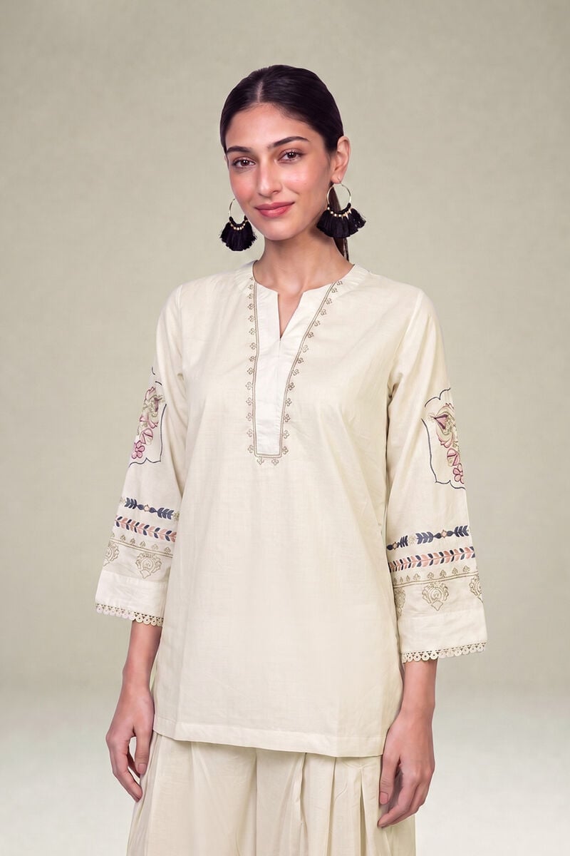 https://us.khaadi.com/dw/image/v2/BJTG_PRD/on/demandware.static/-/Sites-khaadi-master-catalog/default/dw7e017fed/images/hi-res/1-26-324-a-i1_multi_1.jpg?sw=800&sh=1200