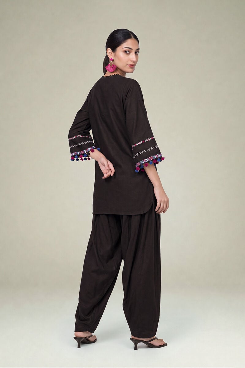 Embroidered | Cambric | Floral Black Kurta | USD 45.00