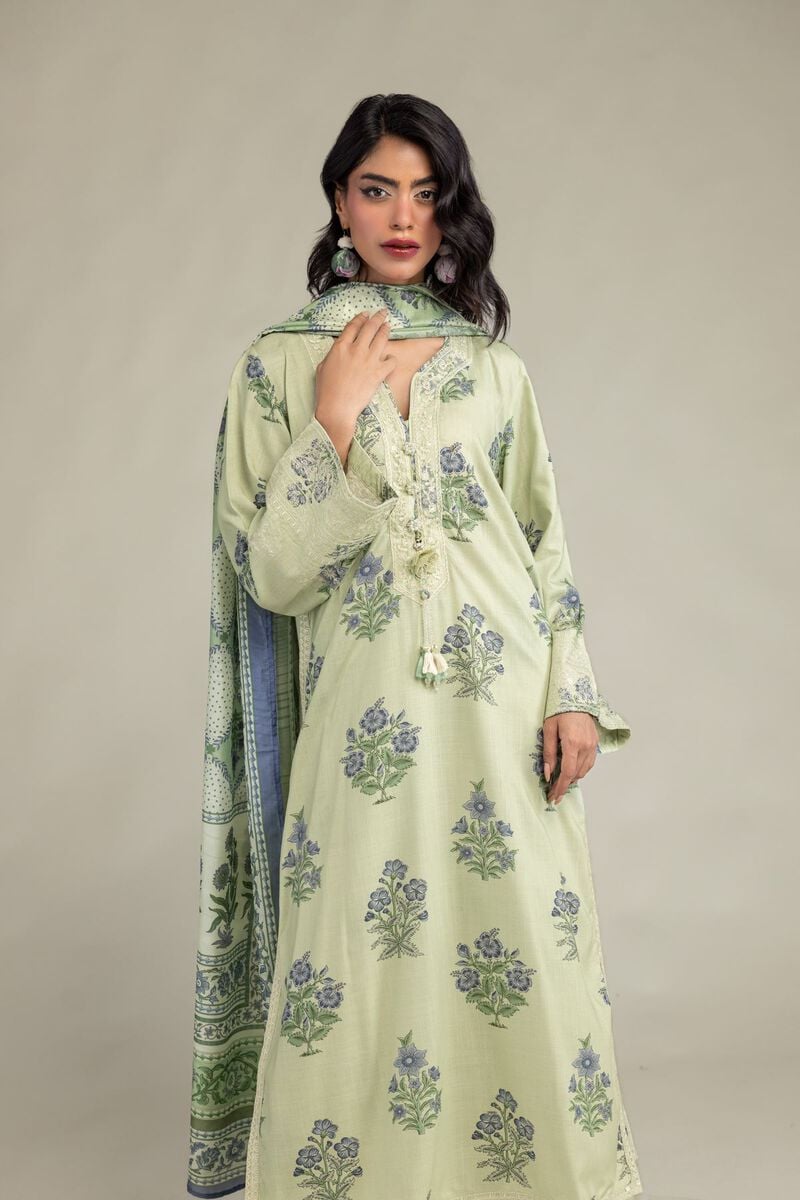 https://us.khaadi.com/dw/image/v2/BJTG_PRD/on/demandware.static/-/Sites-khaadi-master-catalog/default/dw7f6c7f51/images/hi-res/2-26-301-a-g1_multi_1.jpg?sw=800&sh=1200