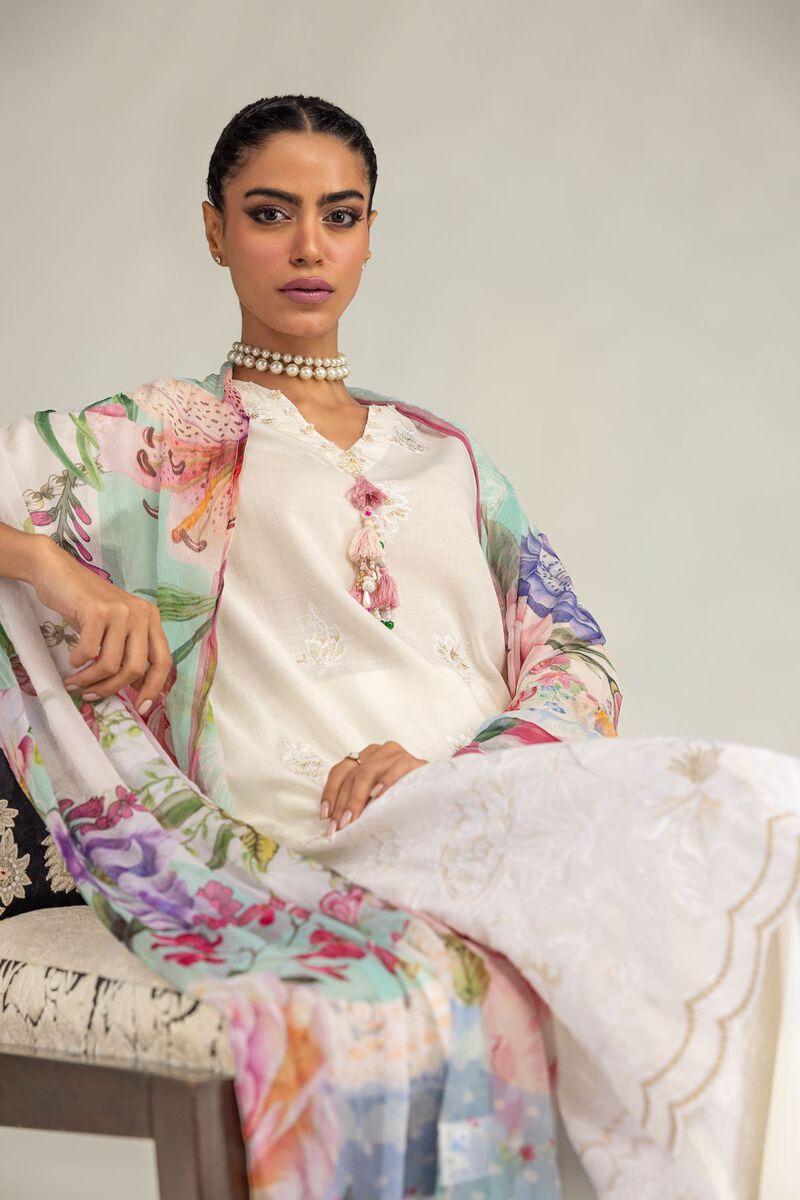 Embroidered | Mesuri | Mesuri Floral Dupatta | USD 30.00