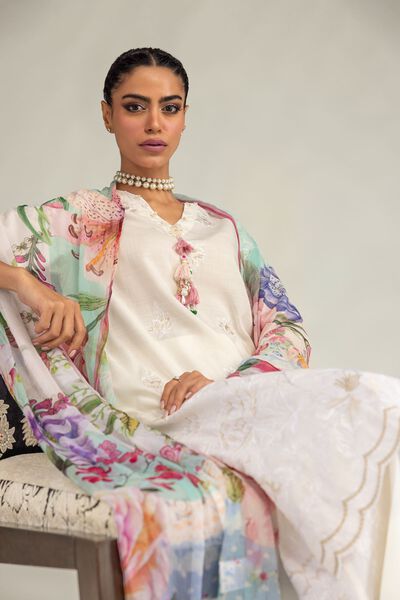Embroidered | Mesuri | Mesuri Floral Dupatta | USD 30.00