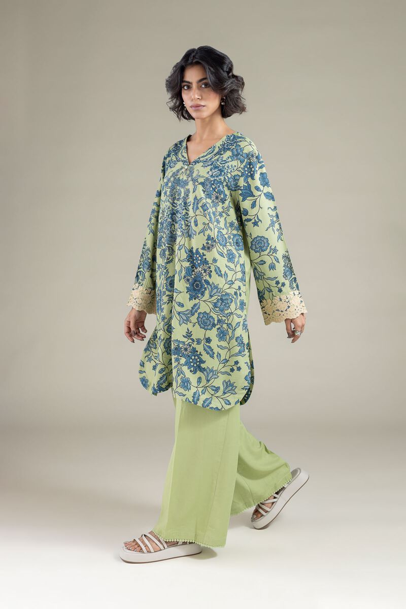 https://us.khaadi.com/dw/image/v2/BJTG_PRD/on/demandware.static/-/Sites-khaadi-master-catalog/default/dw8239b690/images/hi-res/25-10-11e9-01bb_multi_1.jpg?sw=800&sh=1200