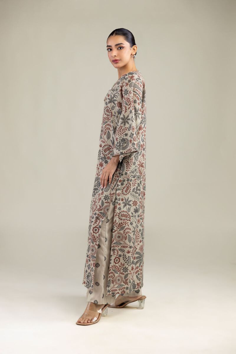 https://us.khaadi.com/dw/image/v2/BJTG_PRD/on/demandware.static/-/Sites-khaadi-master-catalog/default/dw830f4613/images/hi-res/1-26-246-b-g1_multi_1.jpg?sw=800&sh=1200