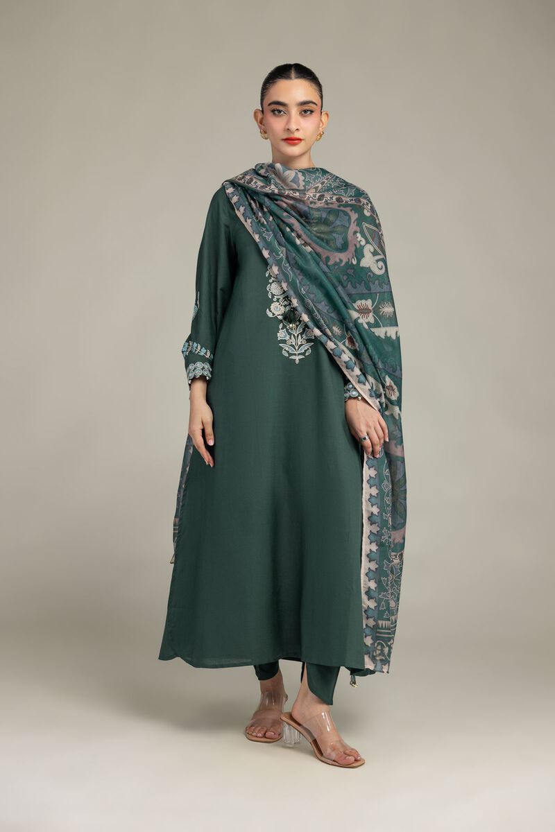 https://us.khaadi.com/dw/image/v2/BJTG_PRD/on/demandware.static/-/Sites-khaadi-master-catalog/default/dw832faecd/images/hi-res/2-26-210-c-f1_multi_1.jpg?sw=800&sh=1200