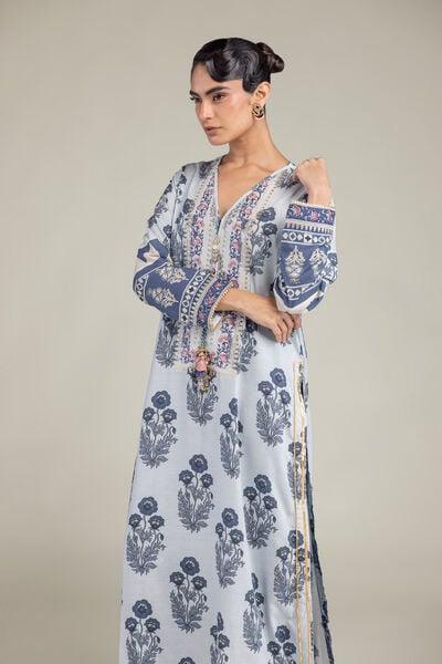 Embroidered | Raw Silk | Floral Blue Kurta | USD 65.00