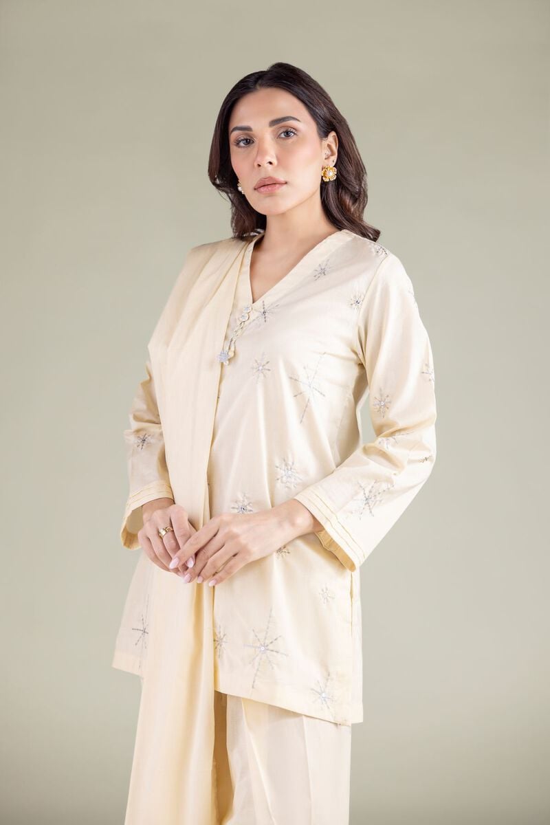 https://us.khaadi.com/dw/image/v2/BJTG_PRD/on/demandware.static/-/Sites-khaadi-master-catalog/default/dw85023c60/images/hi-res/1-26-127-c-e_multi_1.jpg?sw=800&sh=1200