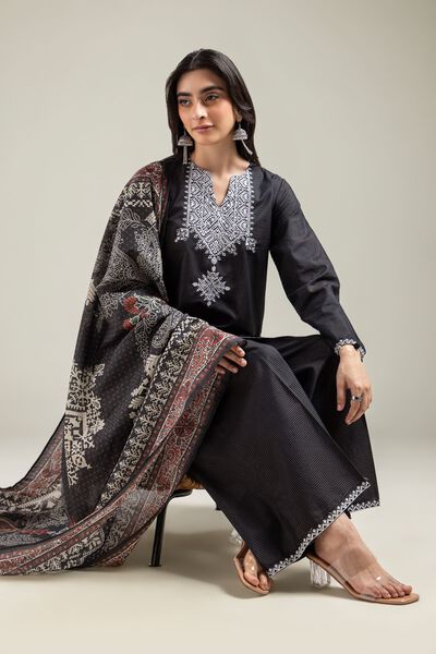 Embroidered | Mesuri | V-Neck Black Kurta | USD 35.00