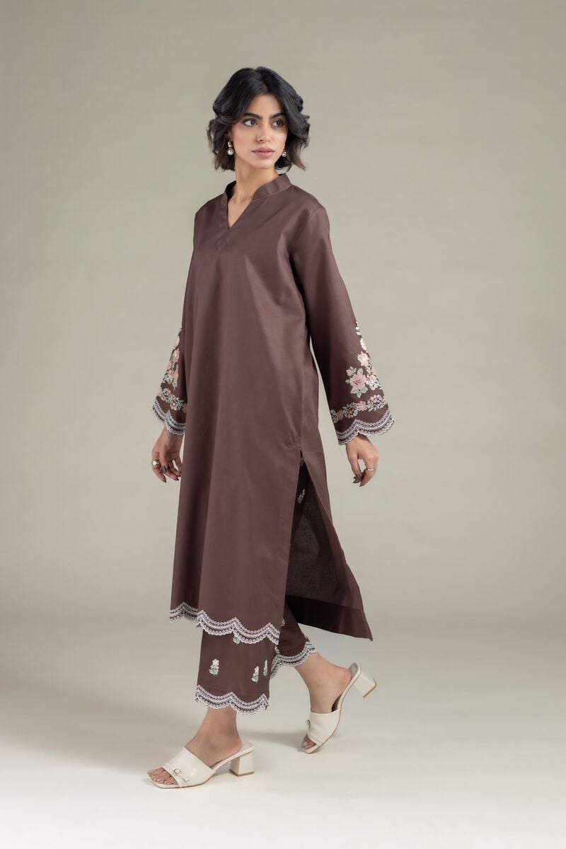 https://us.khaadi.com/dw/image/v2/BJTG_PRD/on/demandware.static/-/Sites-khaadi-master-catalog/default/dw878c9a0e/images/hi-res/25-10-12e5-04ba_multi_1.jpg?sw=800&sh=1200