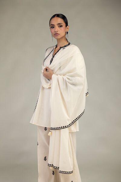 Embroidered | Lawn | Lawn Tassel Dupatta | USD 35.00
