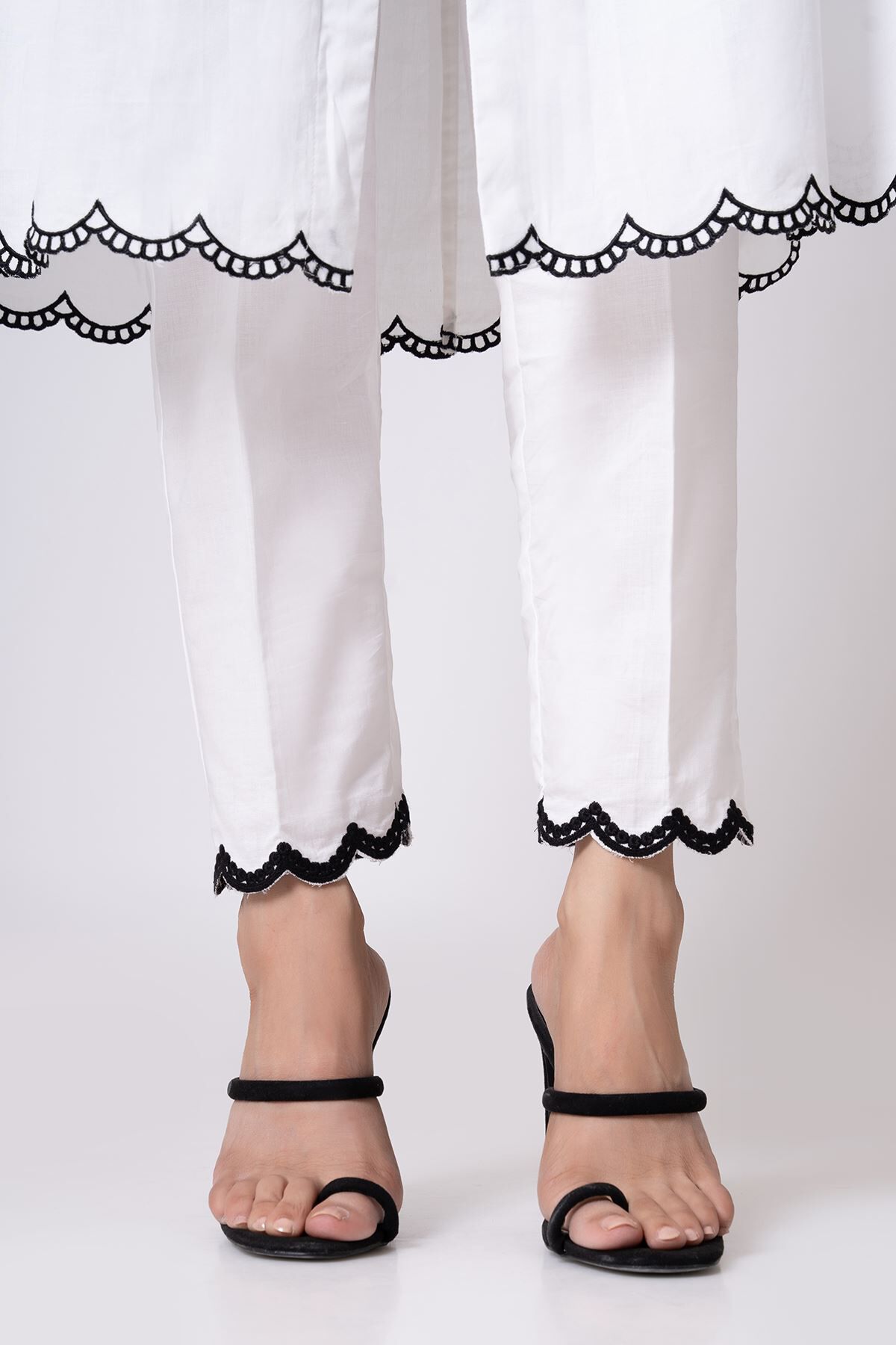 Khaadi capri trousers outlet