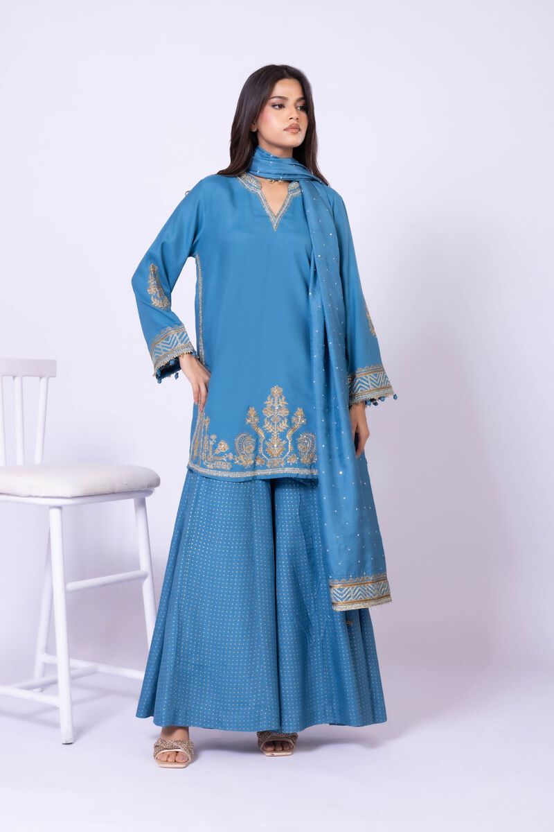 https://us.khaadi.com/dw/image/v2/BJTG_PRD/on/demandware.static/-/Sites-khaadi-master-catalog/default/dw8cbf6a84/images/hi-res/25-10-10s5-03sa_multi_1.jpg?sw=800&sh=1200