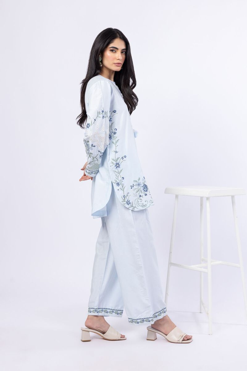 https://us.khaadi.com/dw/image/v2/BJTG_PRD/on/demandware.static/-/Sites-khaadi-master-catalog/default/dw8cecb240/images/hi-res/25-10-10s1-08ba_multi_1.jpg?sw=800&sh=1200