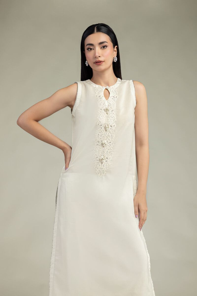 Embroidered | Mesuri | Short Sleeveless Kurta | USD 35.00