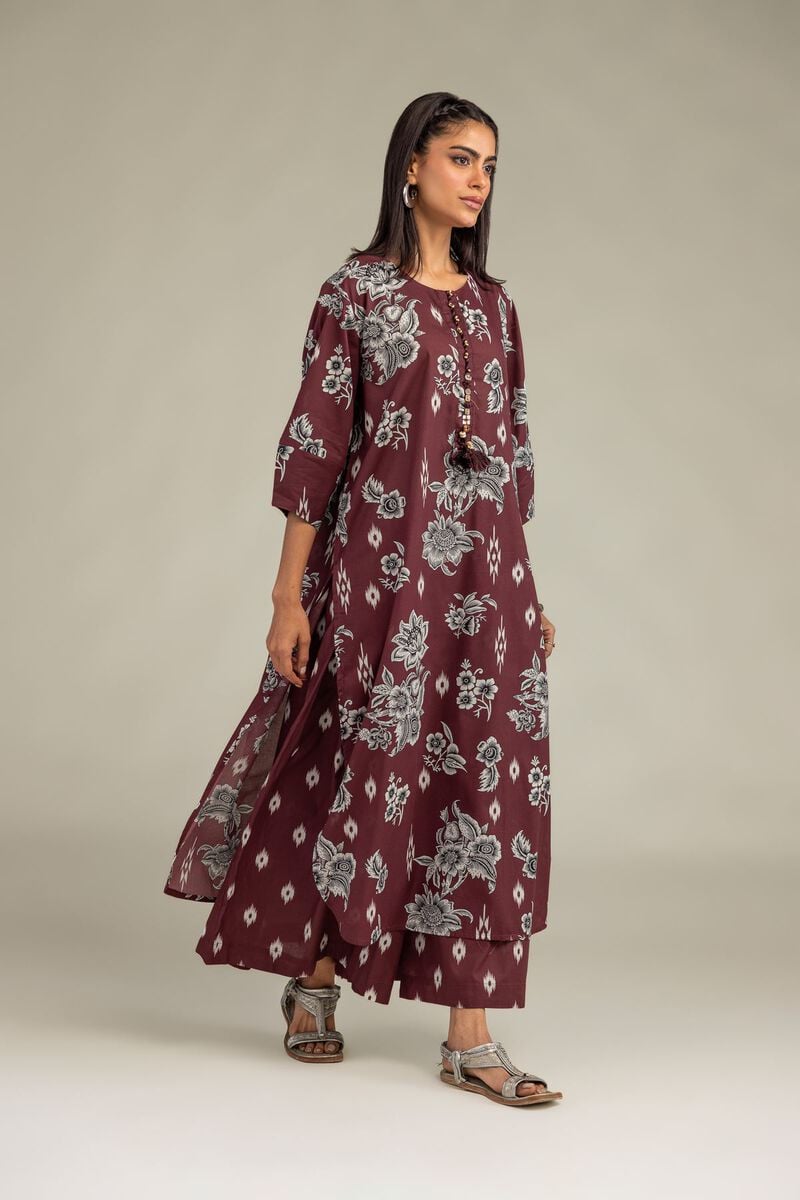 https://us.khaadi.com/dw/image/v2/BJTG_PRD/on/demandware.static/-/Sites-khaadi-master-catalog/default/dw8dac49ac/images/hi-res/1-26-302-b-h1_multi_1.jpg?sw=800&sh=1200