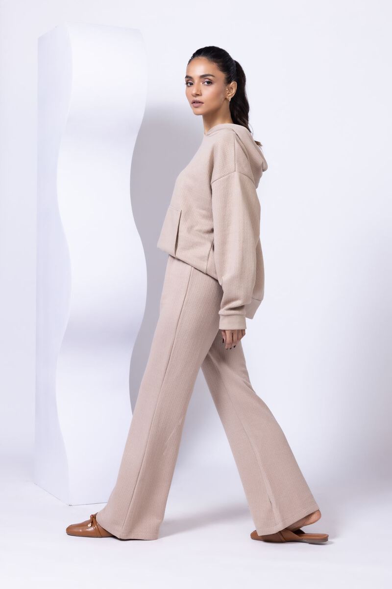 https://us.khaadi.com/dw/image/v2/BJTG_PRD/on/demandware.static/-/Sites-khaadi-master-catalog/default/dw8e765bcc/images/hi-res/wcb246004y_beige_1.jpg?sw=800&sh=1200