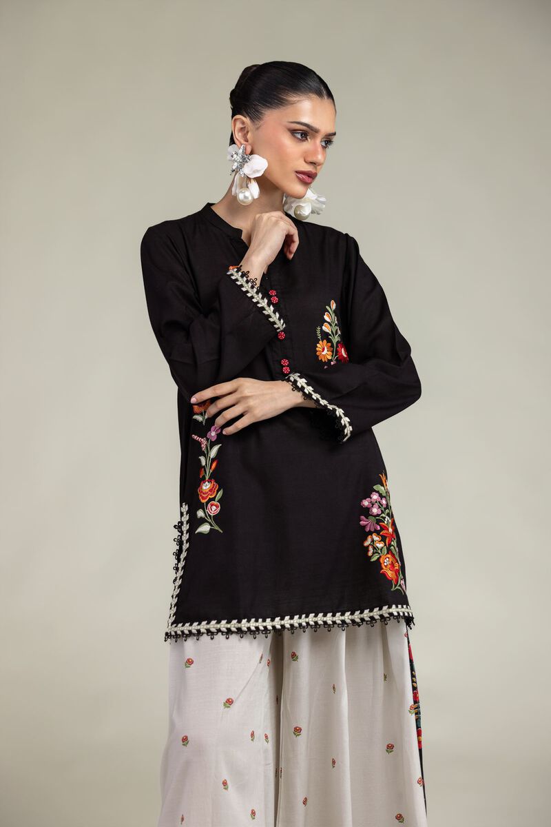 Embroidered | Raw Silk | Black Floral Kurta | USD 40.00