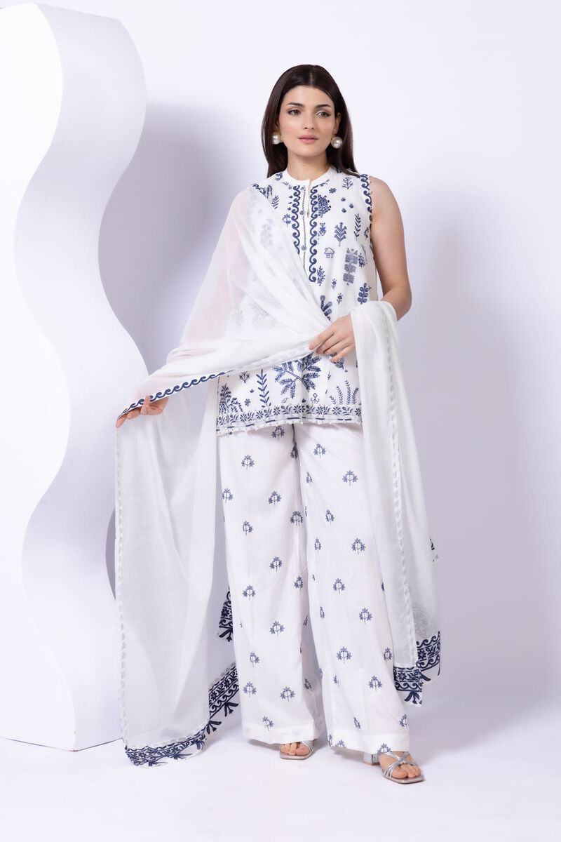 https://us.khaadi.com/dw/image/v2/BJTG_PRD/on/demandware.static/-/Sites-khaadi-master-catalog/default/dw91122f4c/images/hi-res/esb24700b_multi_1.jpg?sw=800&sh=1200
