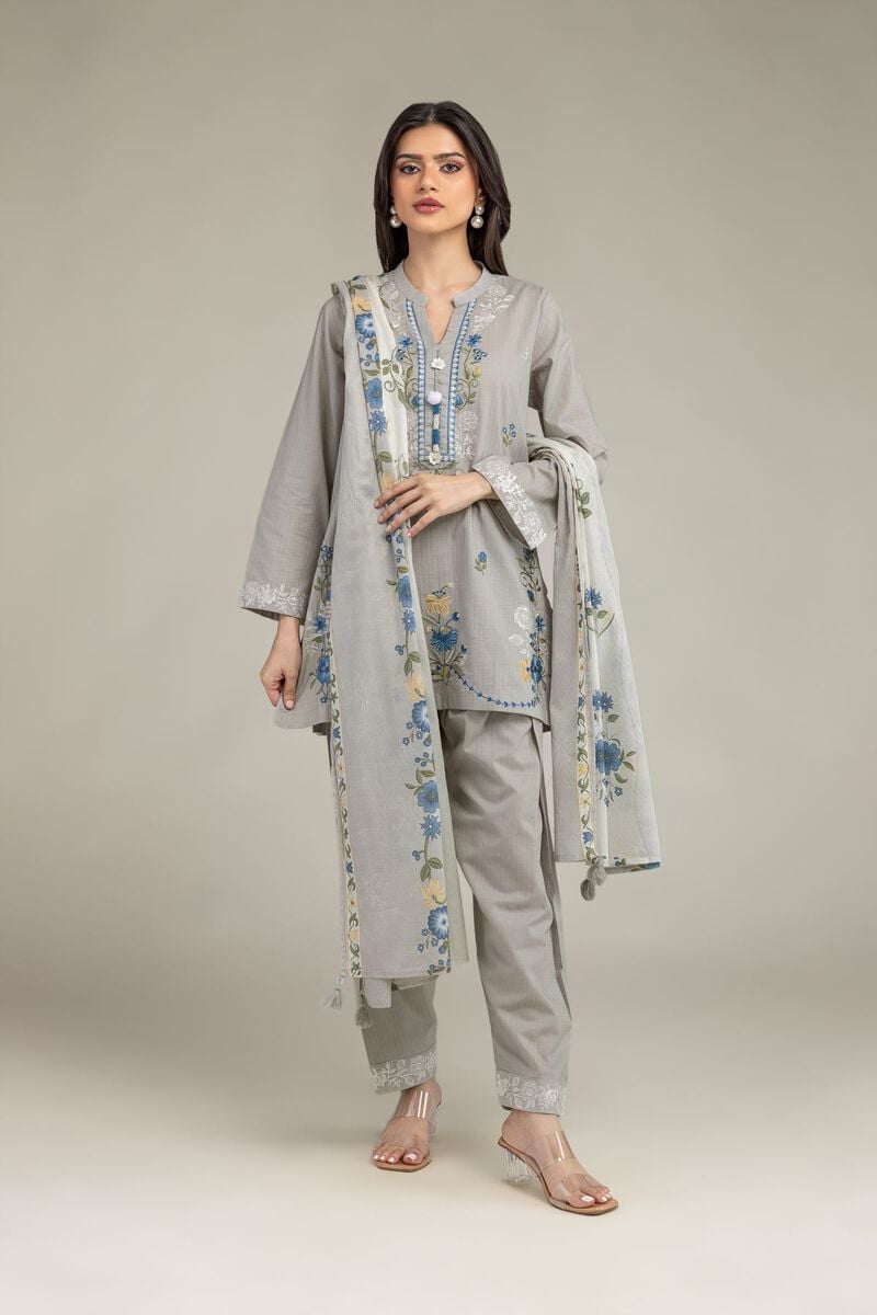 https://us.khaadi.com/dw/image/v2/BJTG_PRD/on/demandware.static/-/Sites-khaadi-master-catalog/default/dw917f0a93/images/hi-res/1-26-225-b-f1_multi_1.jpg?sw=800&sh=1200