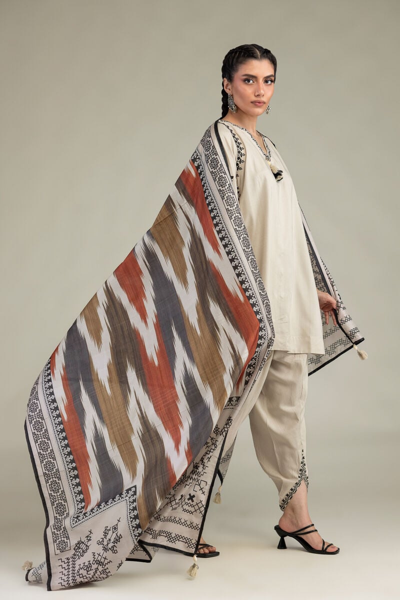 https://us.khaadi.com/dw/image/v2/BJTG_PRD/on/demandware.static/-/Sites-khaadi-master-catalog/default/dw91dbd3a6/images/hi-res/2-26-307-c-a1_multi_1.jpg?sw=800&sh=1200