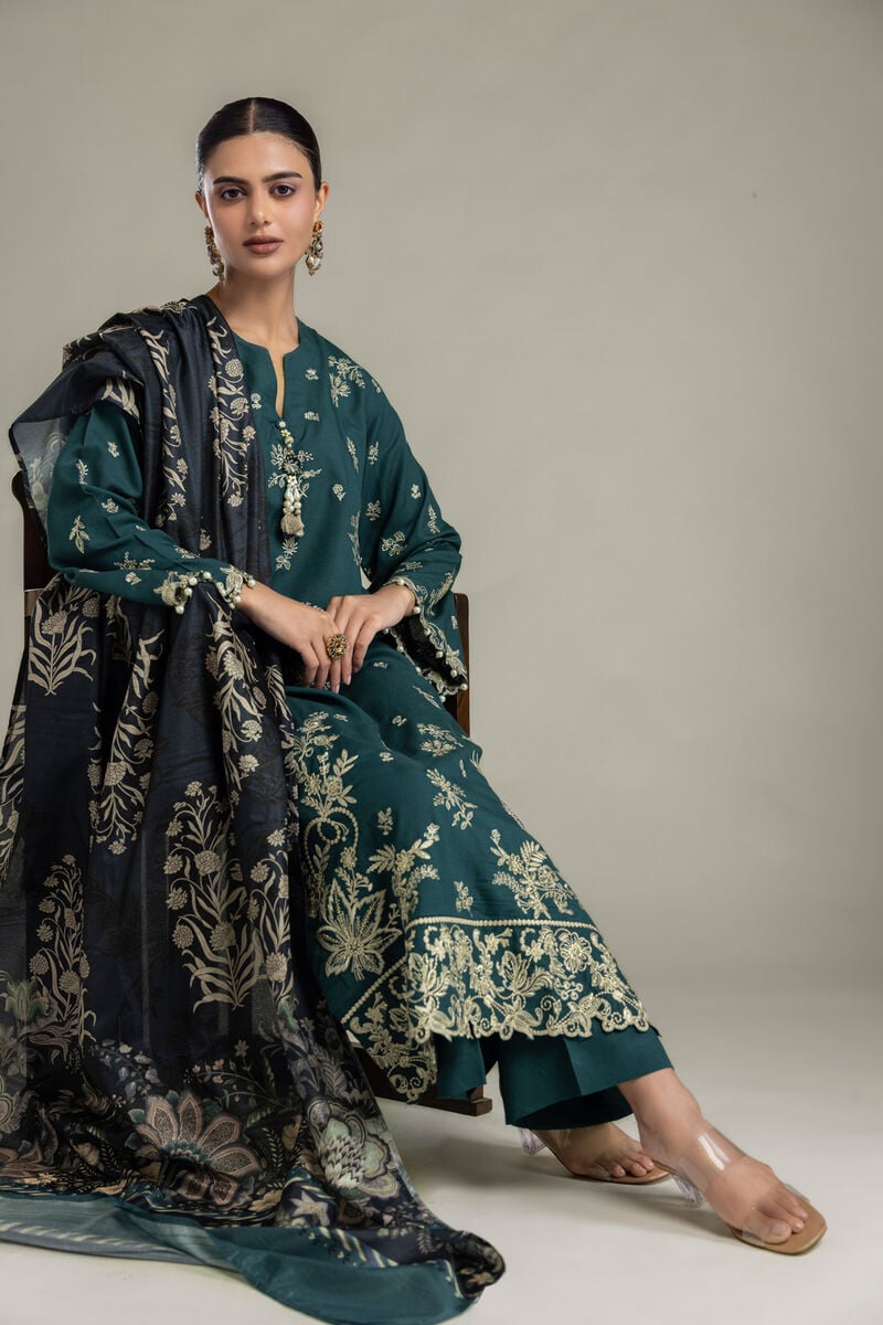 https://us.khaadi.com/dw/image/v2/BJTG_PRD/on/demandware.static/-/Sites-khaadi-master-catalog/default/dw926653cc/images/hi-res/2-26-418-a-h1_multi_1.jpg?sw=800&sh=1200