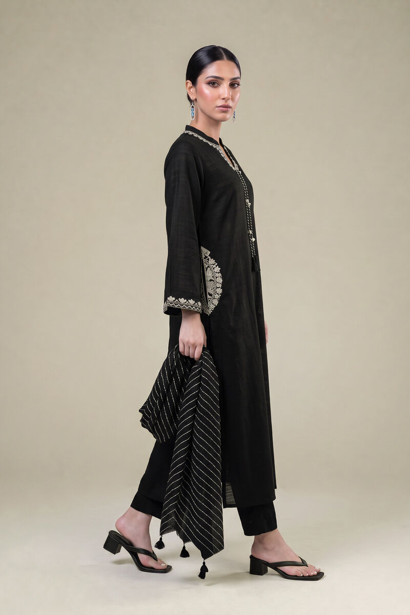 Embroidered | Light Khaddar | Black Khaddar Dupatta | USD 35.00