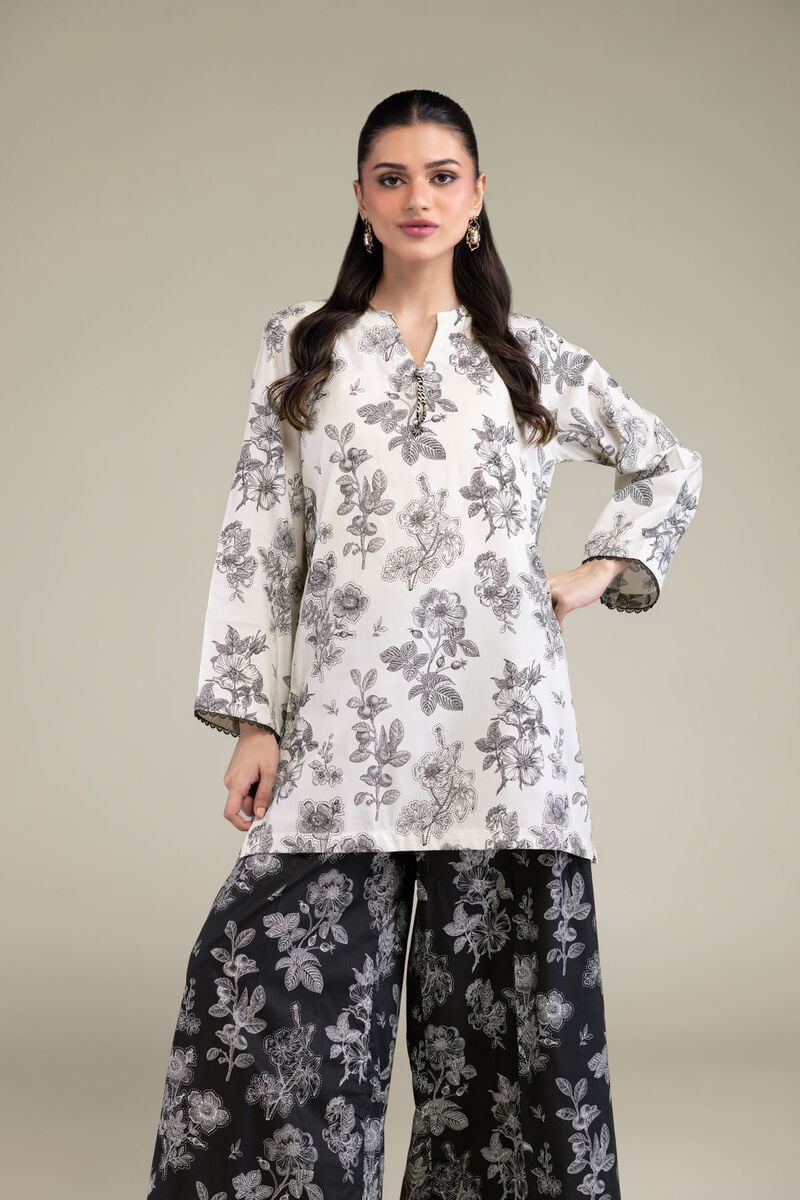 https://us.khaadi.com/dw/image/v2/BJTG_PRD/on/demandware.static/-/Sites-khaadi-master-catalog/default/dw92ccd4ac/images/hi-res/1-26-206-a-h1_multi_1.jpg?sw=800&sh=1200