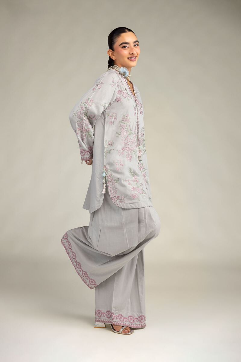 Embroidered | Raw Silk | Floral V-Neck Kurta | USD 60.00